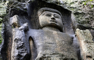 Dowa Rock Temple