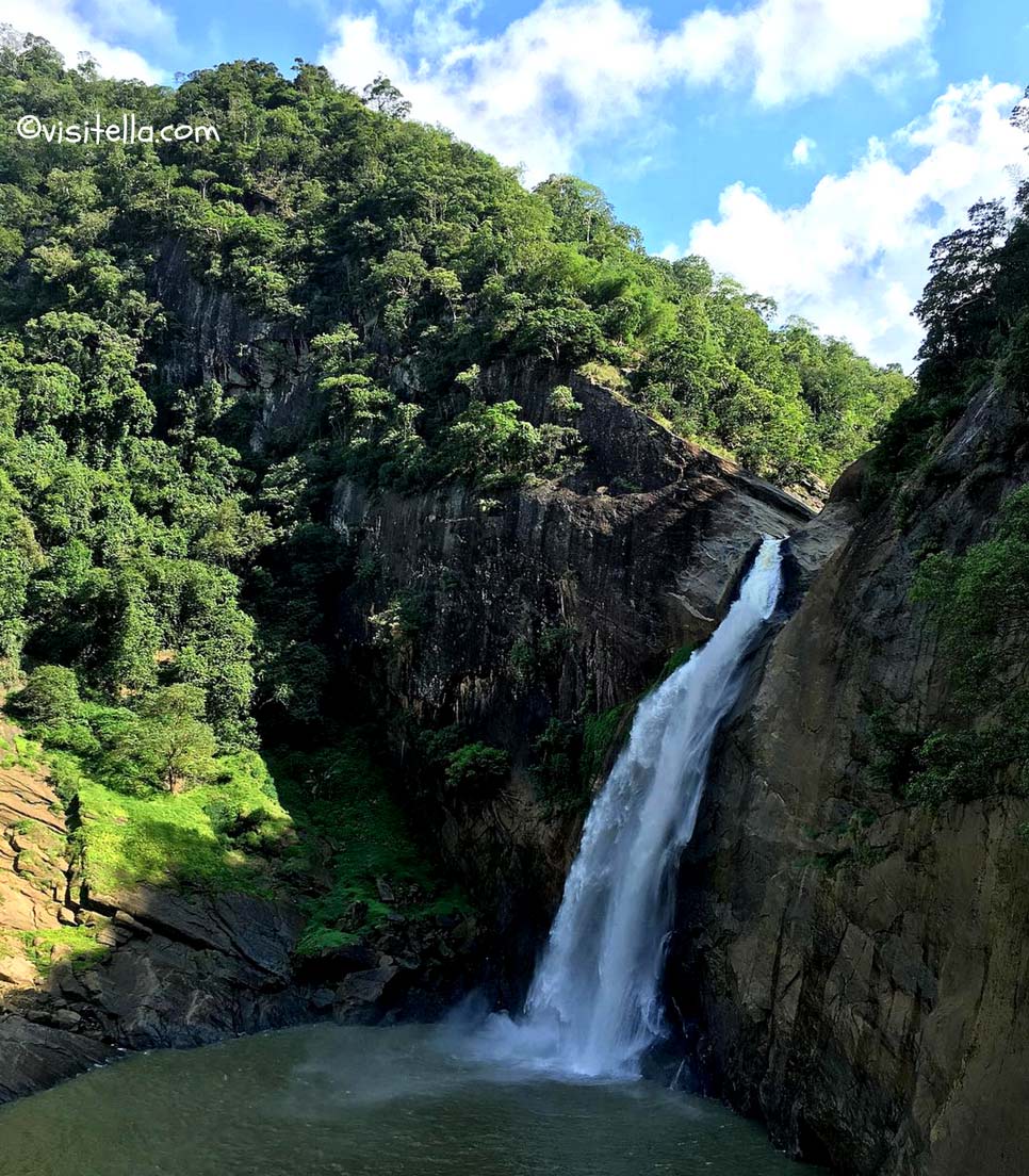 Dunhinda Falls