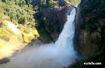 Dunhinda Falls