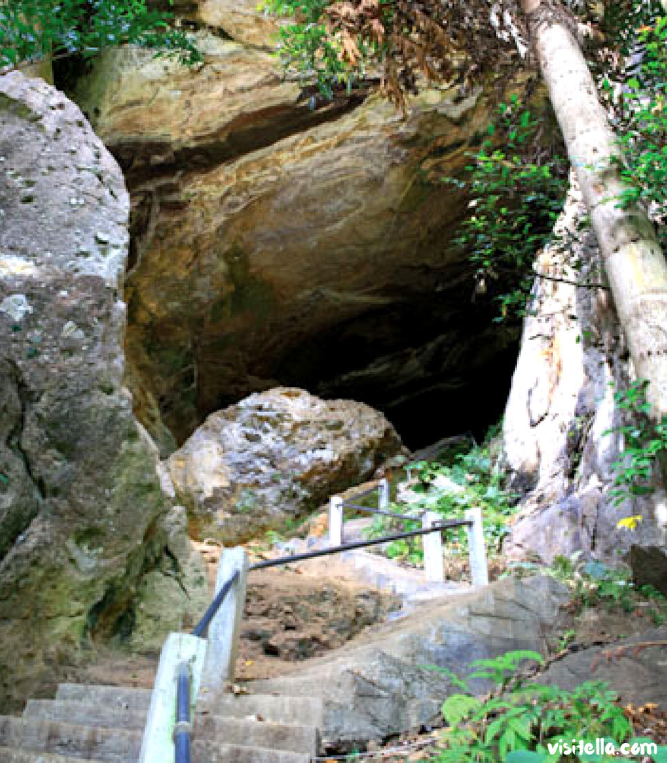 Ravana Cave